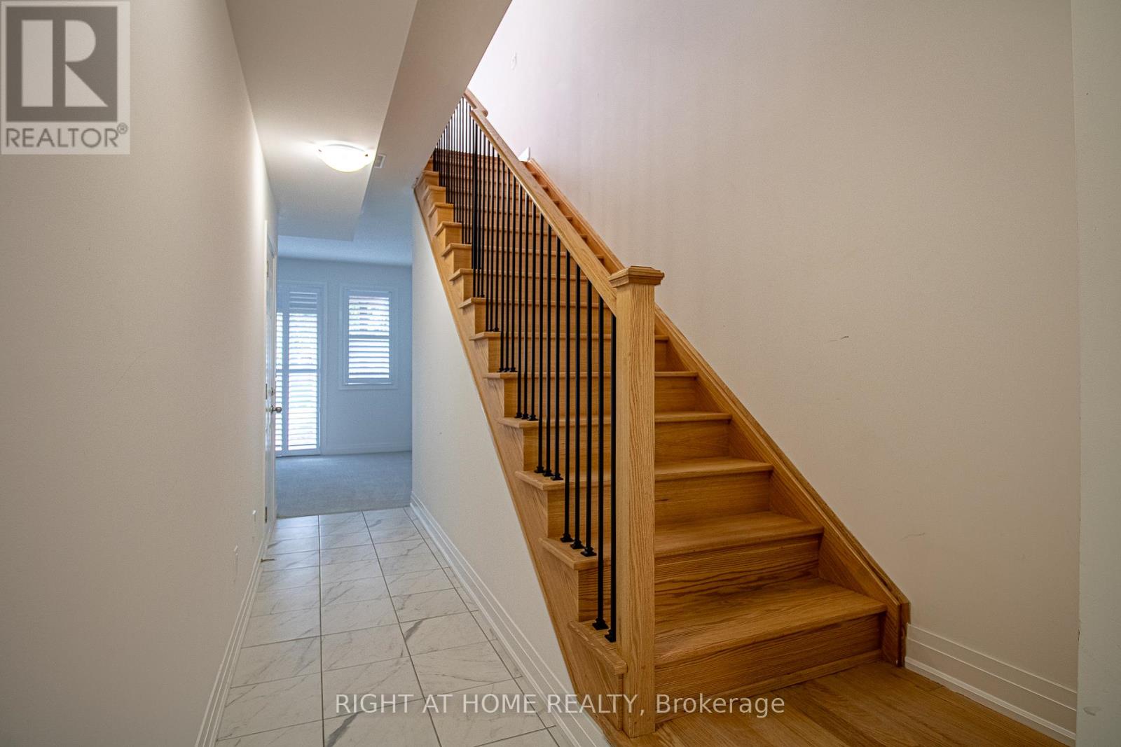14 Waterside Way, Whitby, Ontario  L1N 0N1 - Photo 7 - E13459734