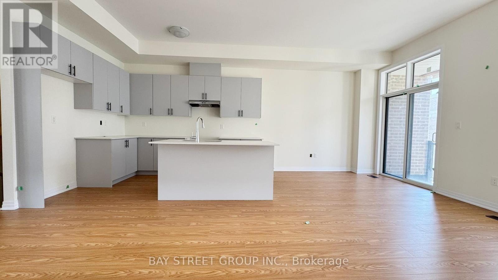 74 Millman Lane, Richmond Hill, Ontario  L4S 0P9 - Photo 4 - N13459720