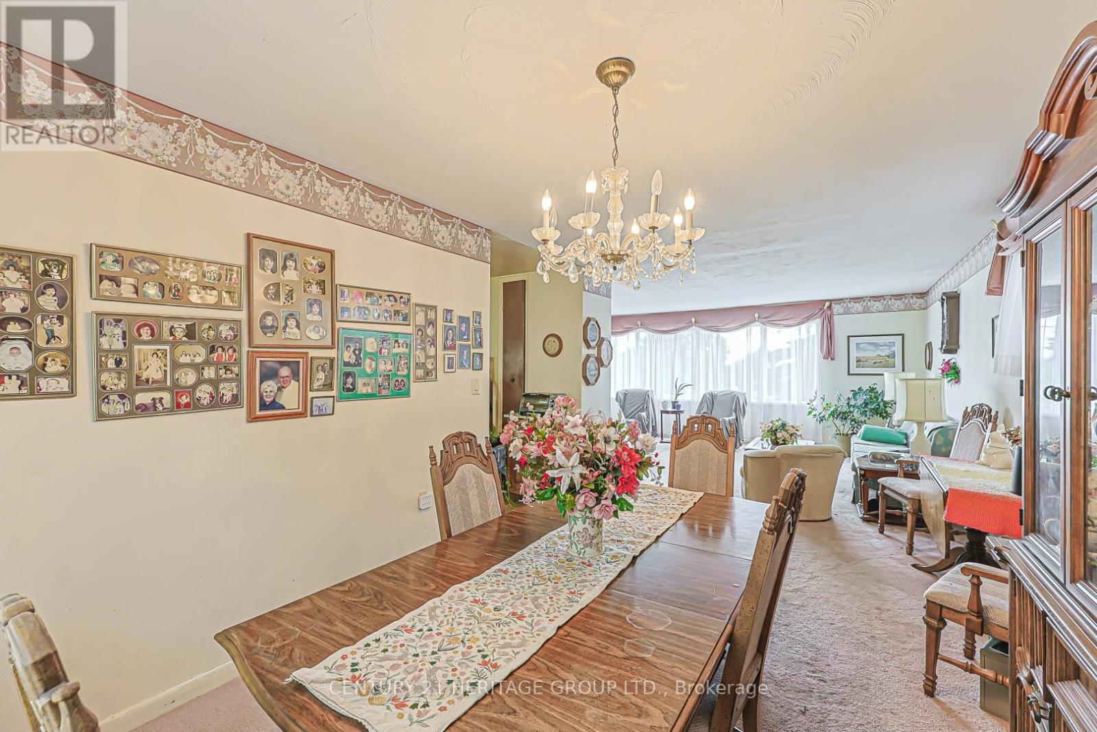 1036 Jacarandah Drive, Newmarket, Ontario  L3Y 3G8 - Photo 12 - N13459726