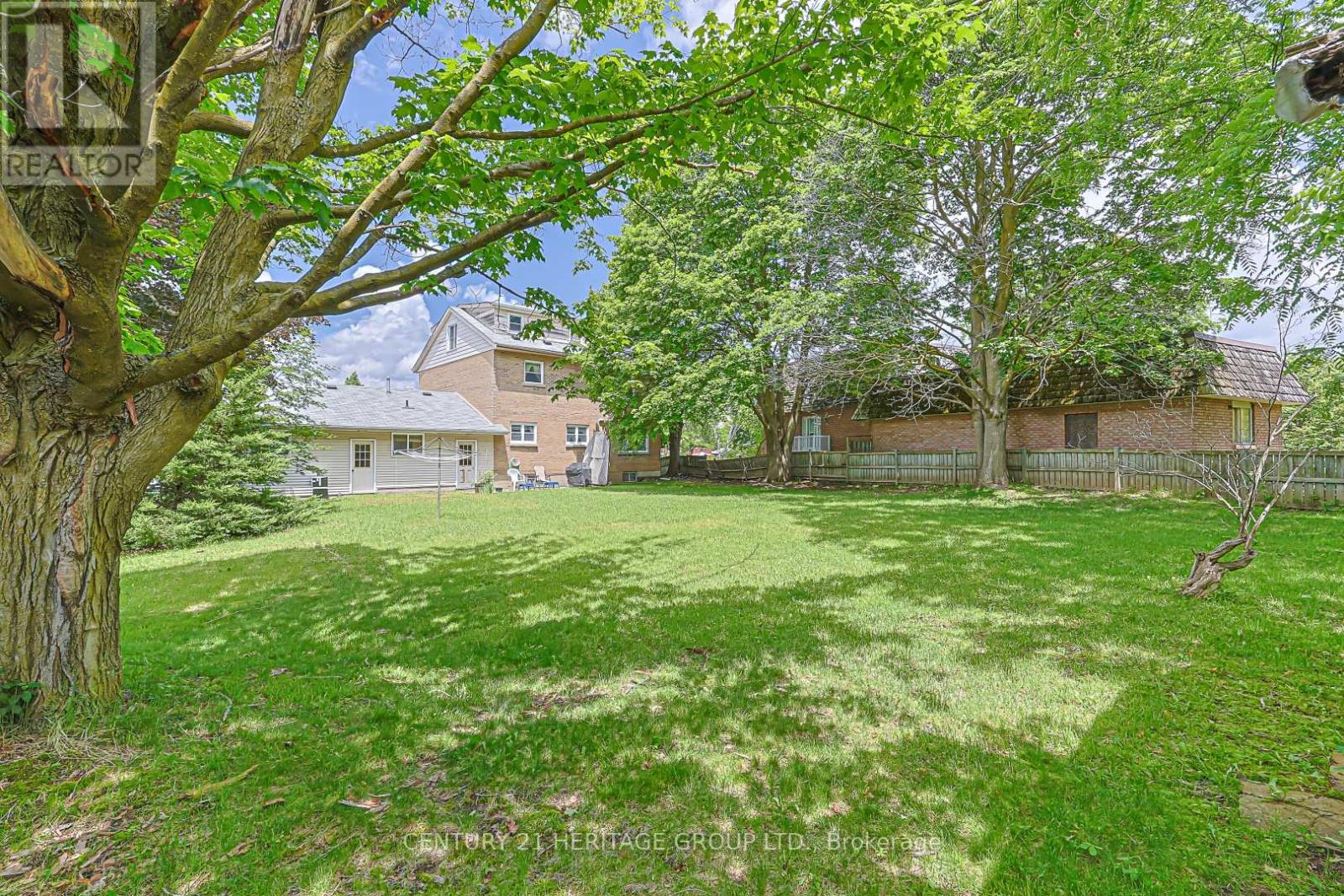 1036 Jacarandah Drive, Newmarket, Ontario  L3Y 3G8 - Photo 21 - N13459726