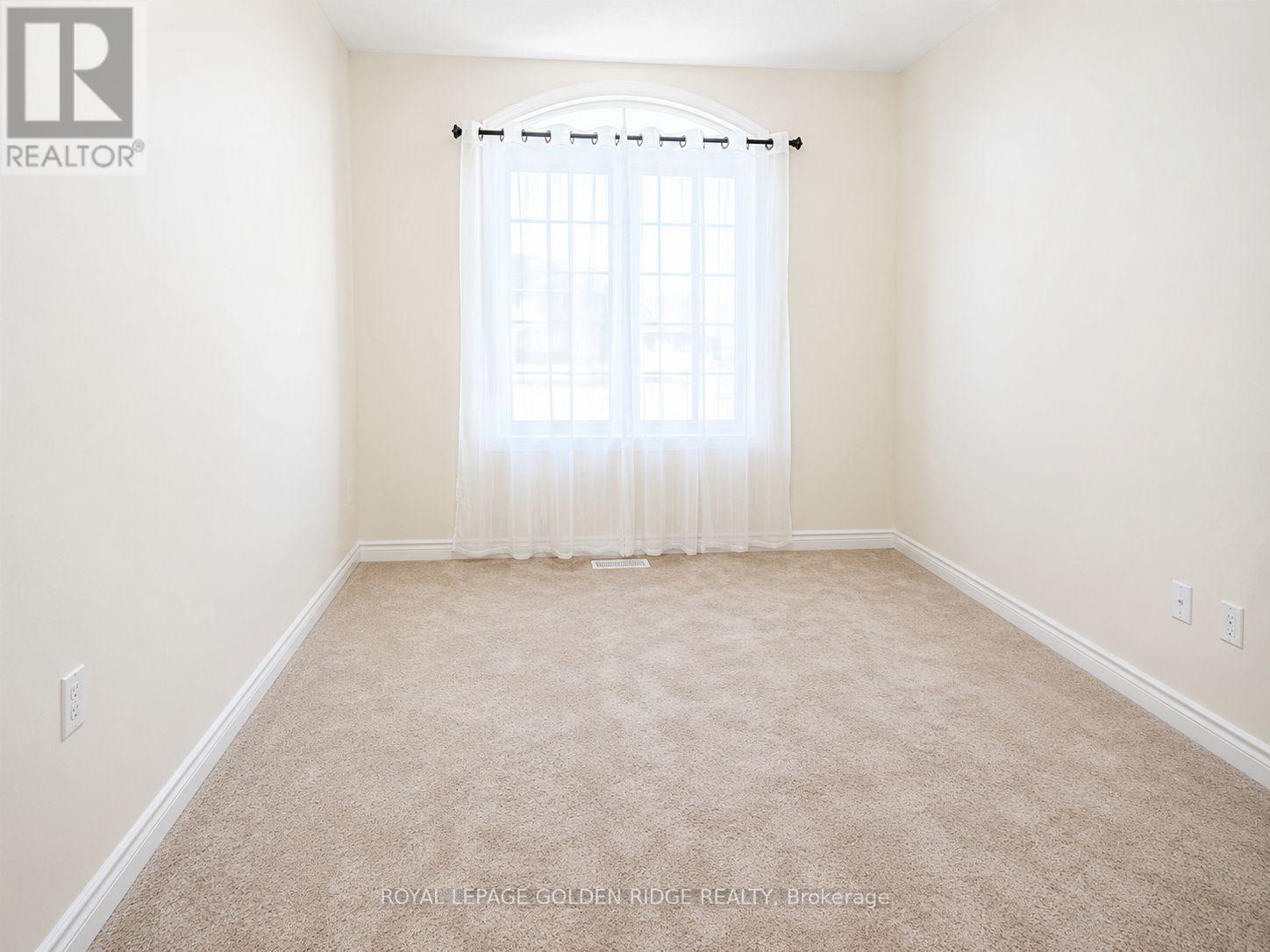 162 Collin Court, Richmond Hill, Ontario L4E 0X7 - Photo 7 - N13459738