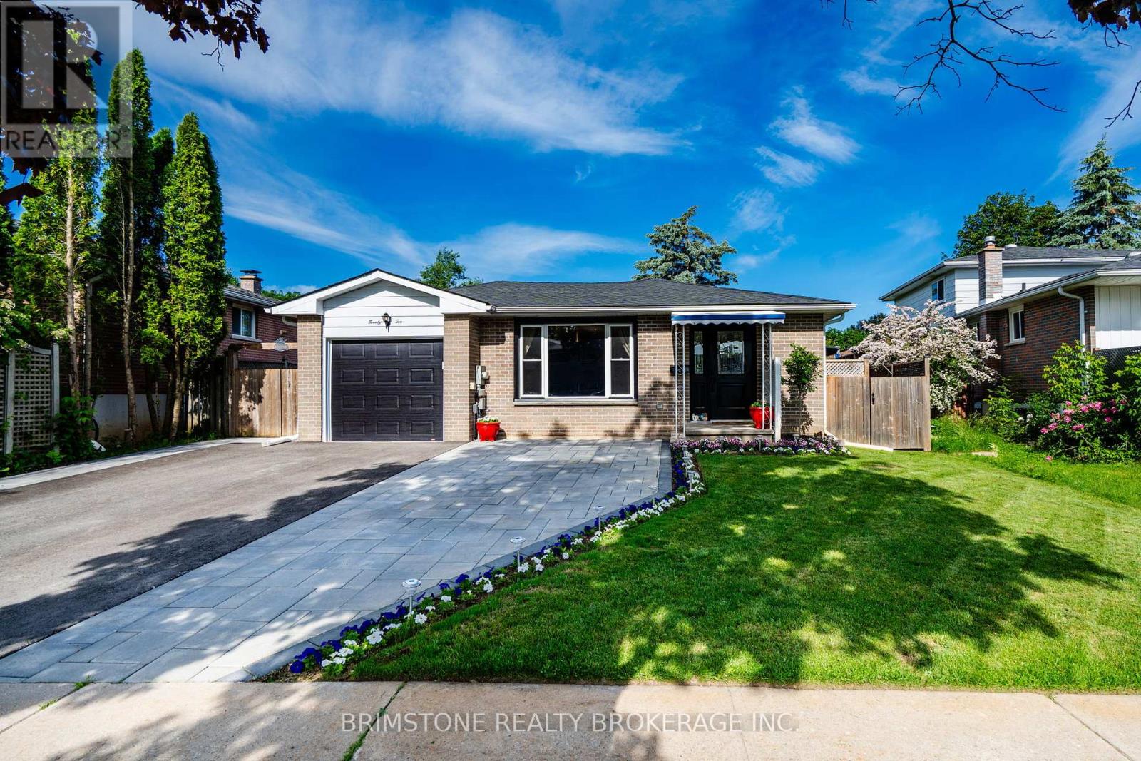 22 Lonsdale Place, Barrie, Ontario  L4M 4J1 - Photo 3 - S13459712