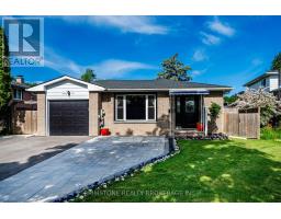 22 LONSDALE PLACE, Barrie, Ontario