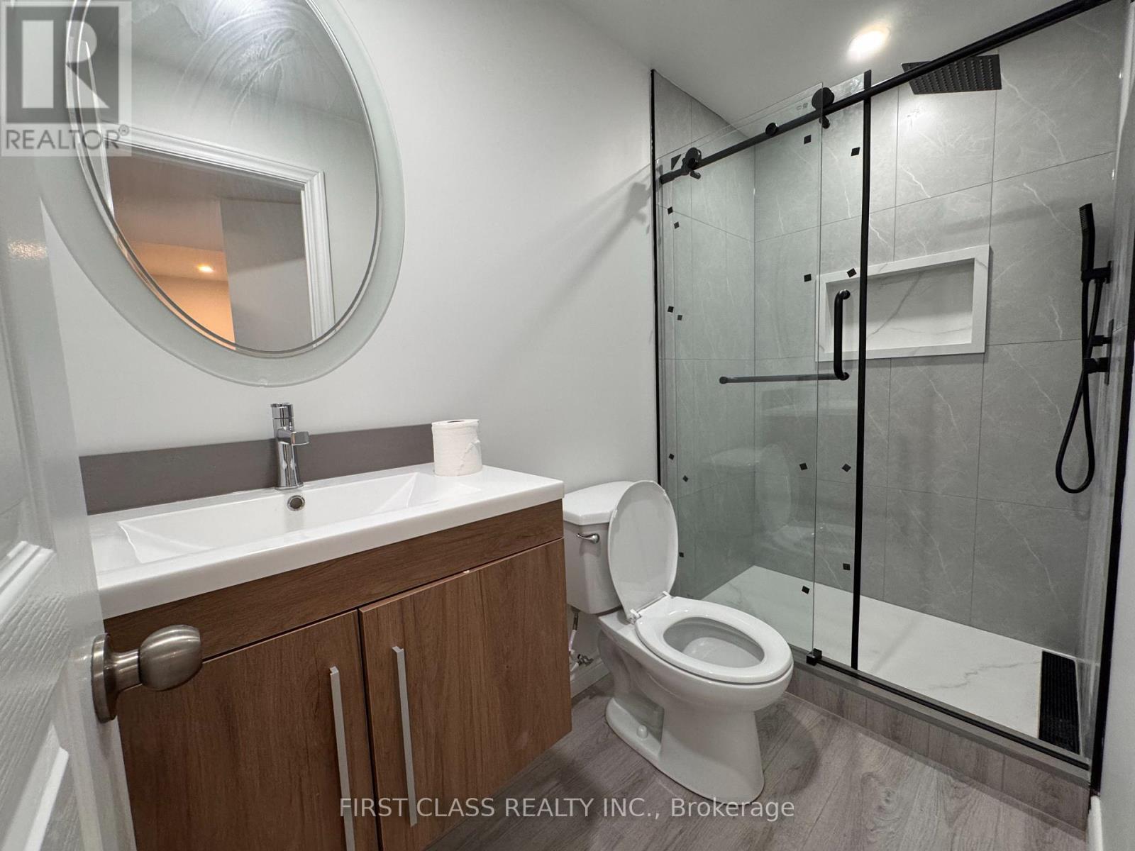 2793 Lindholm Crescent, Mississauga, Ontario  L5M 4P7 - Photo 2 - W13459714