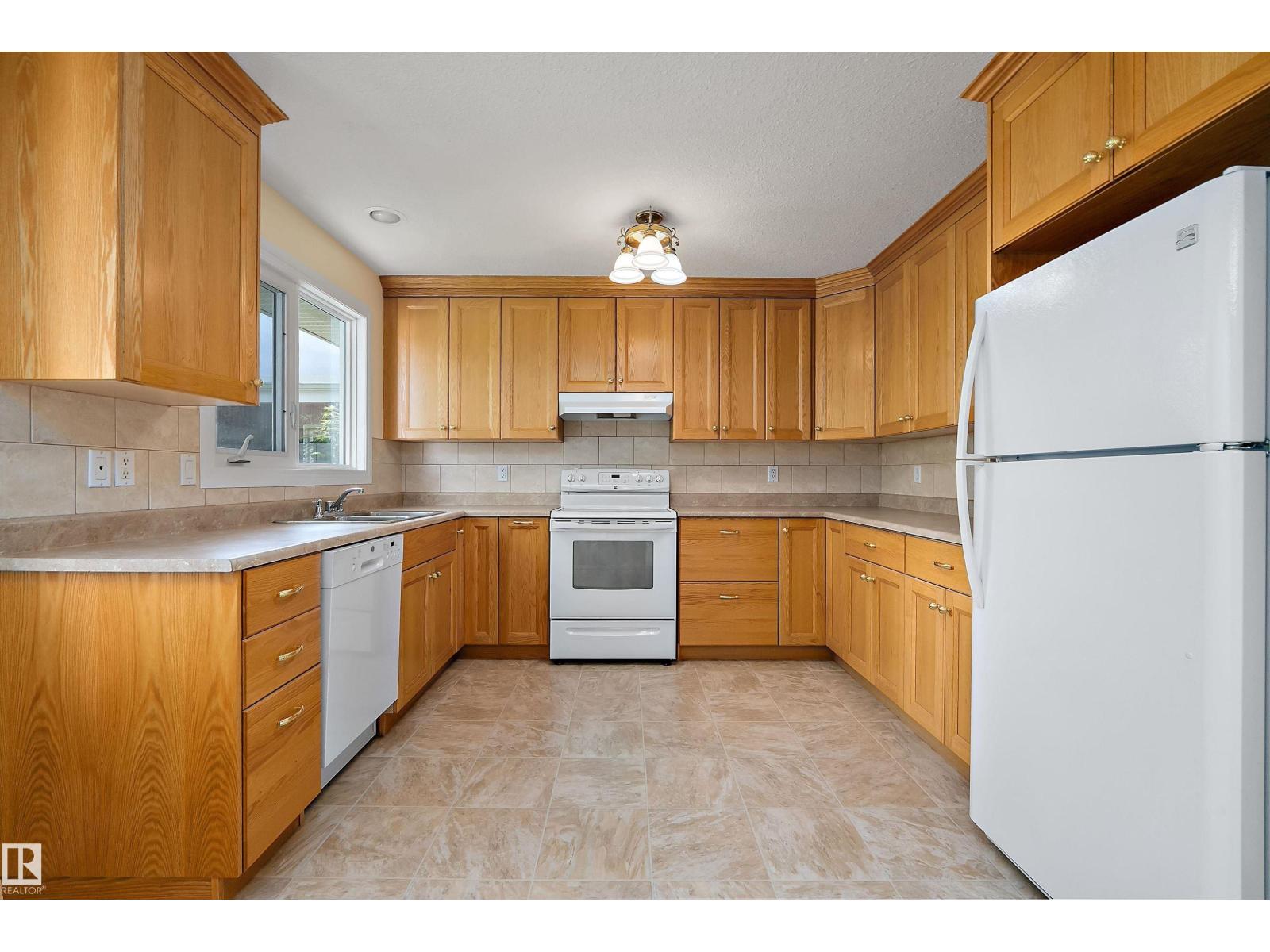 13535 67 St NW NW, Edmonton, Alberta  T5C 0C6 - Photo 16 - E4494249