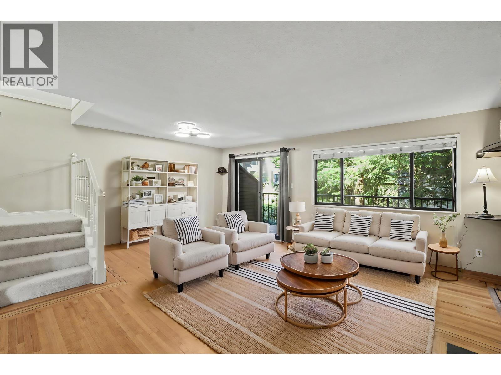 7305 Coronado Drive, Burnaby, British Columbia  V5A 1P9 - Photo 5 - R3123655