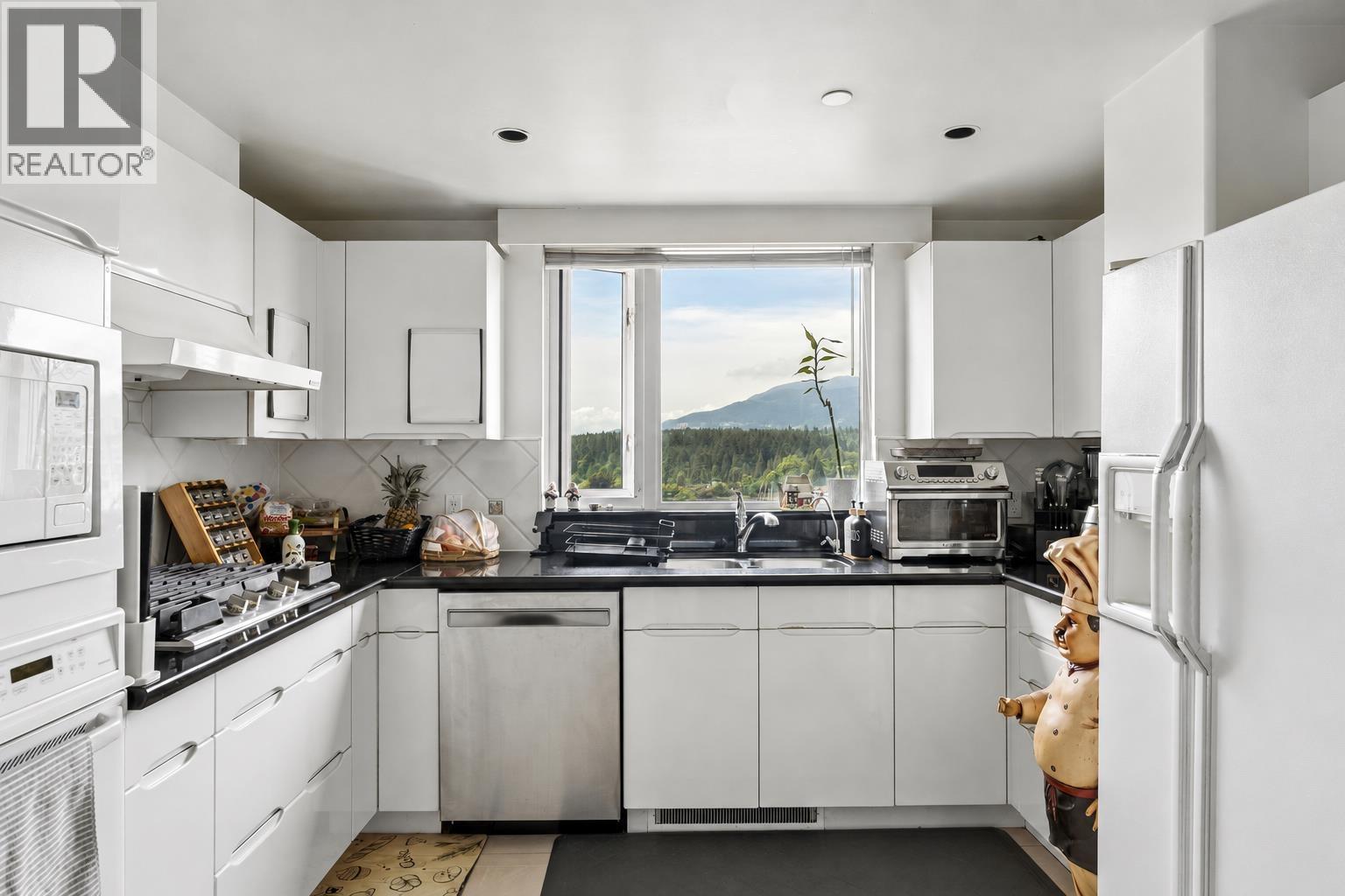 1703 560 Cardero Street, Vancouver, British Columbia  V6G 3E9 - Photo 12 - R3133532