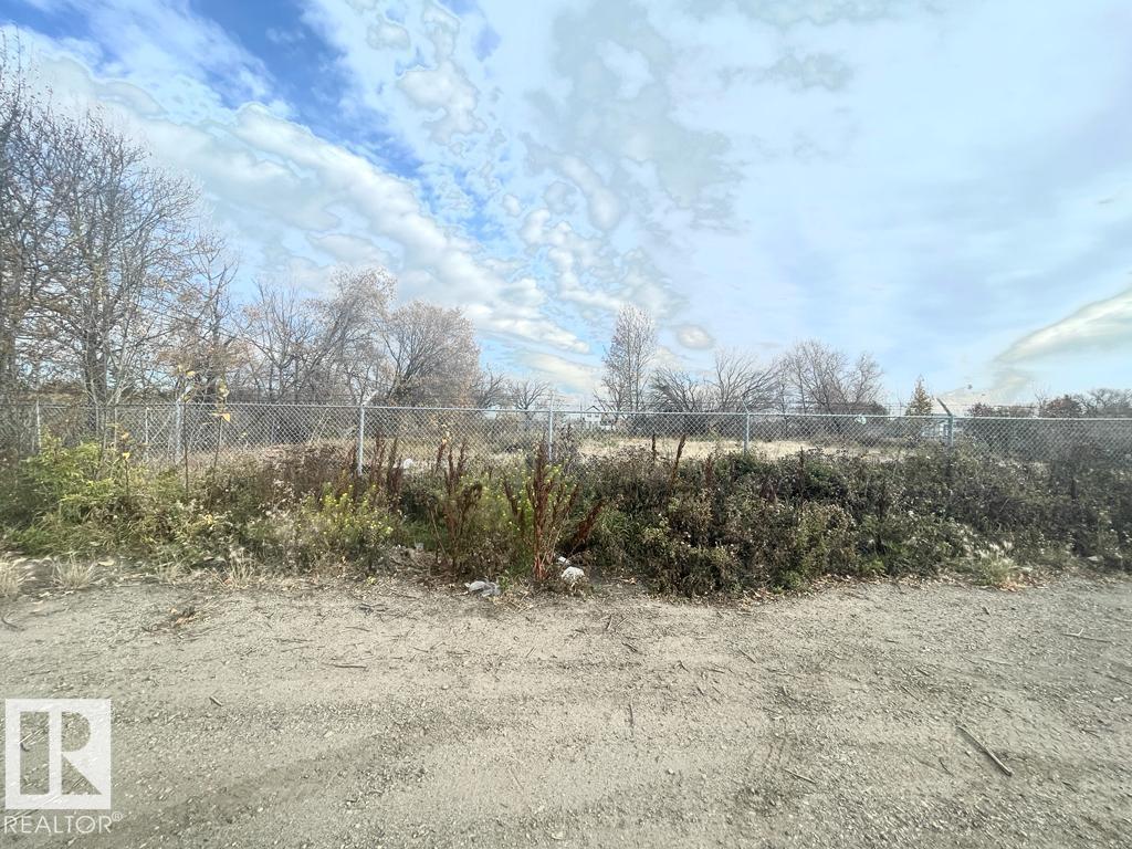 12433 49 ST NW, edmonton, Alberta