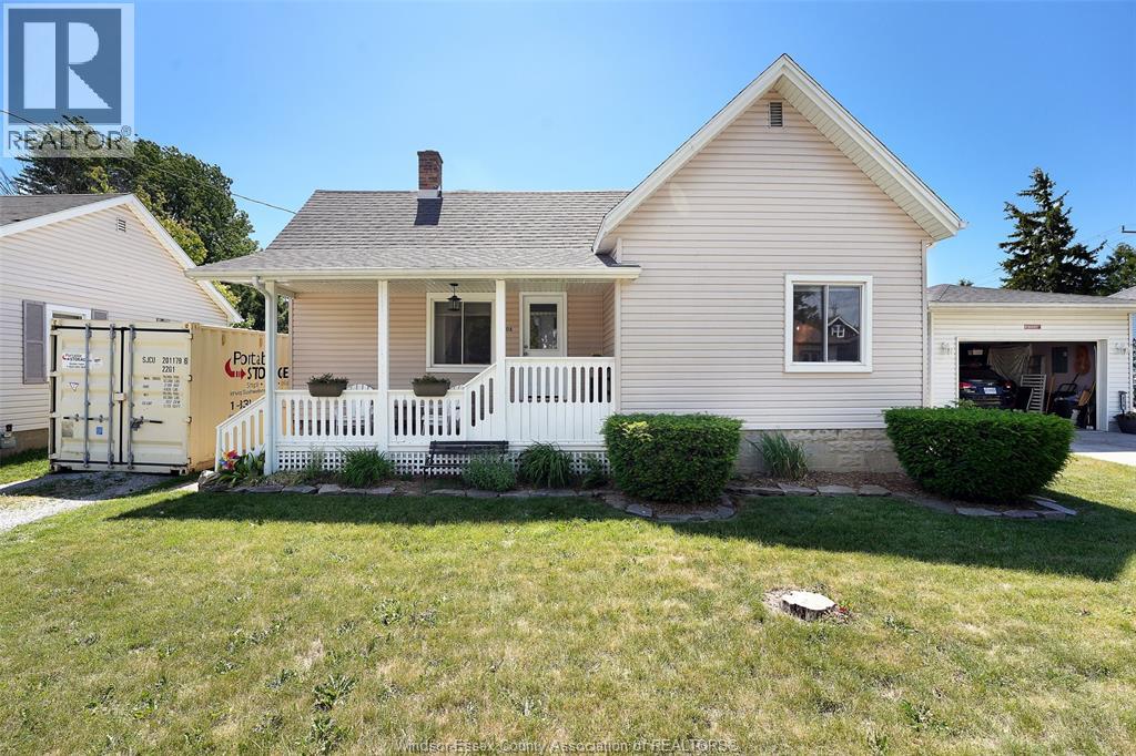 MLS# 26014344: 208 Patteson AVENUE, Chatham, Canada