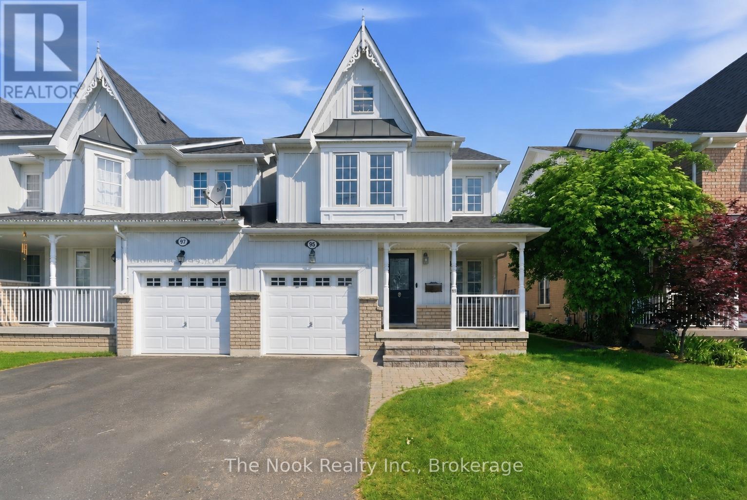 95 IPSWICH PLACE, Whitby, Ontario