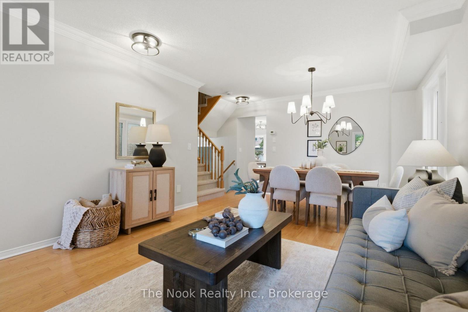 95 Ipswich Place, Whitby, Ontario  L1M 2K2 - Photo 3 - E13459832