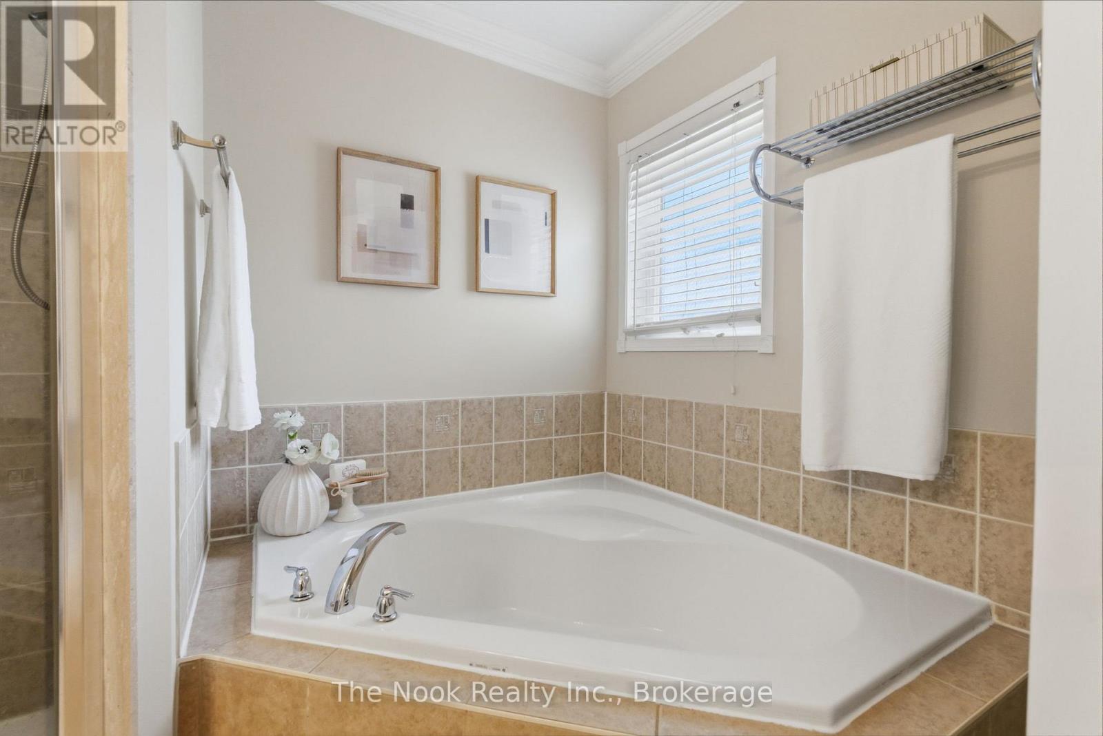 95 Ipswich Place, Whitby, Ontario  L1M 2K2 - Photo 36 - E13459832