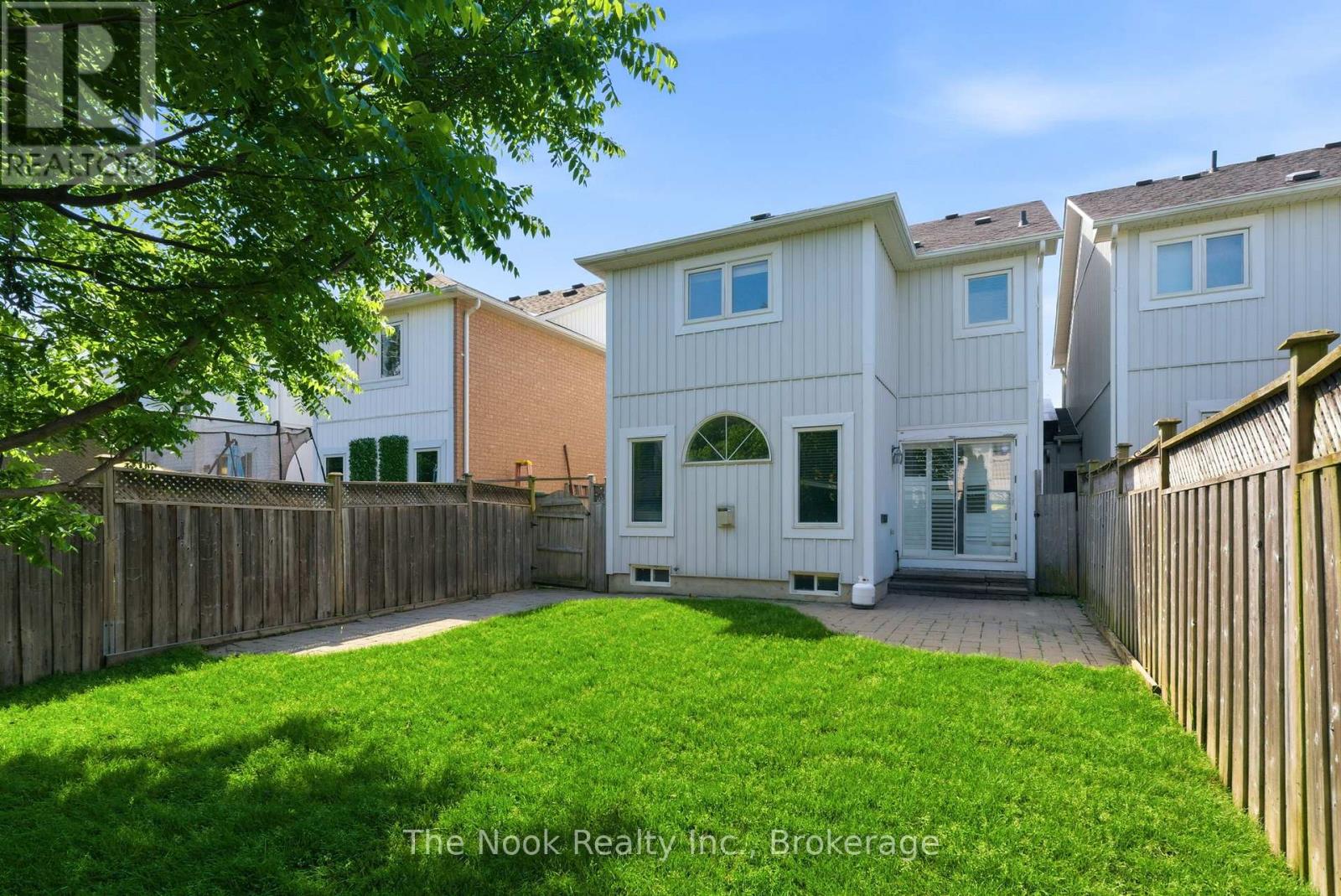 95 Ipswich Place, Whitby, Ontario  L1M 2K2 - Photo 41 - E13459832