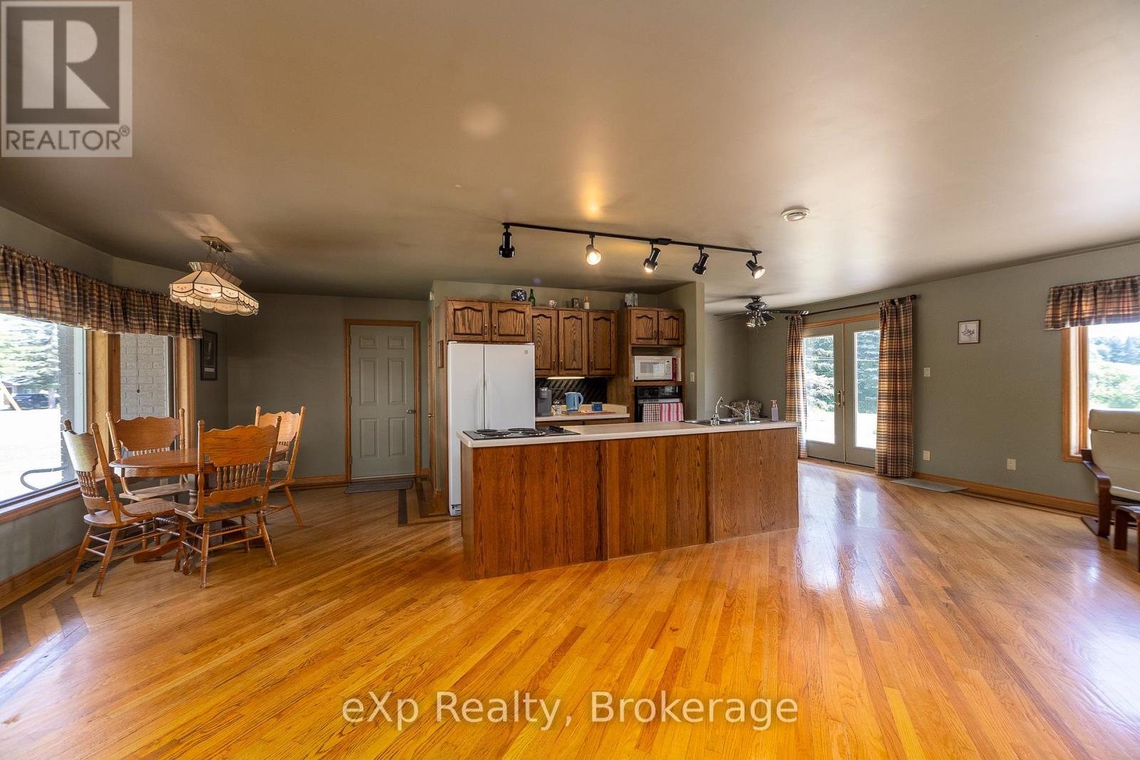 119 Douglas Street, Chatsworth, Ontario  N0H 2V0 - Photo 8 - X13459778