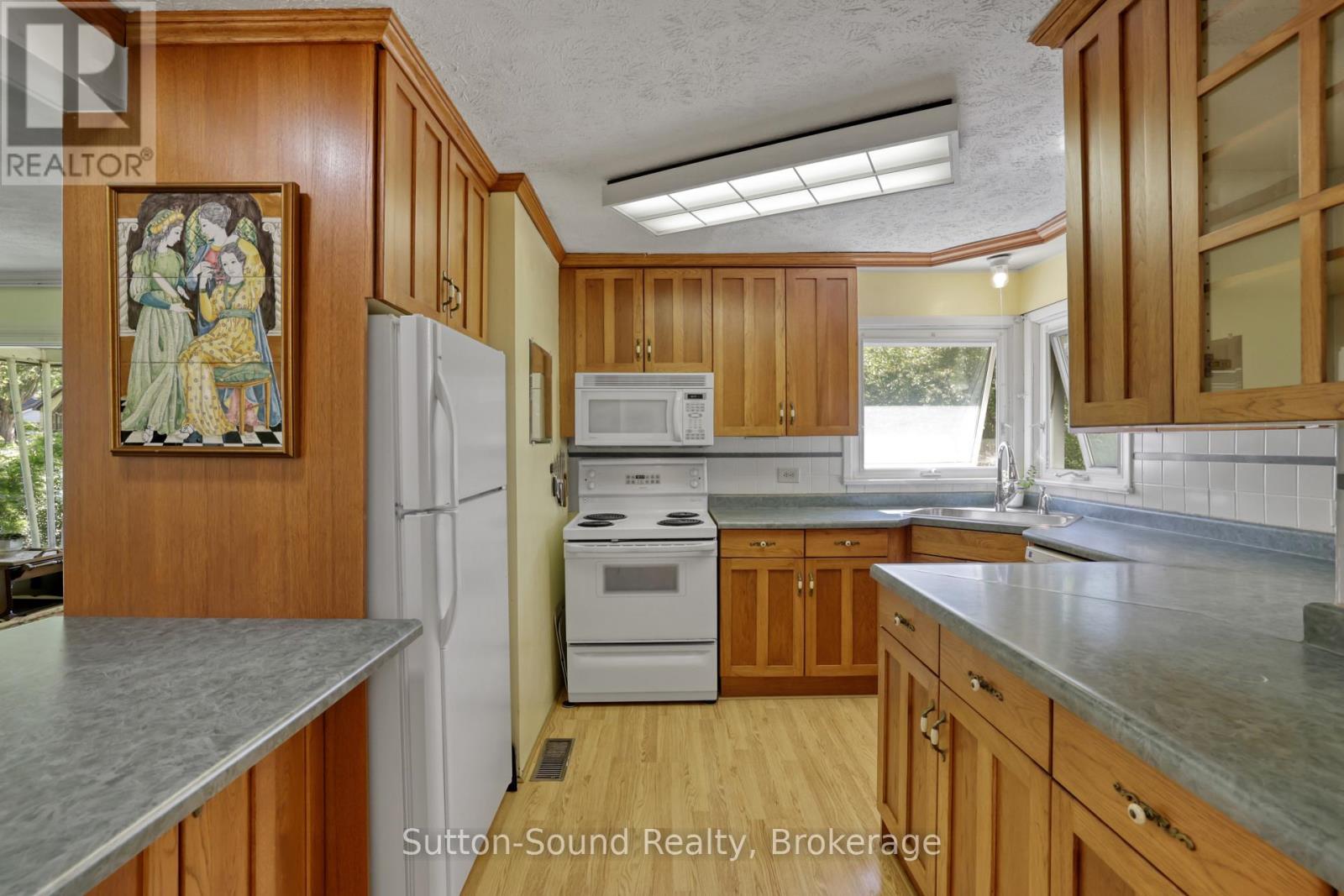 2204 7th Avenue W, Owen Sound, Ontario  N4K 5L7 - Photo 10 - X13459840