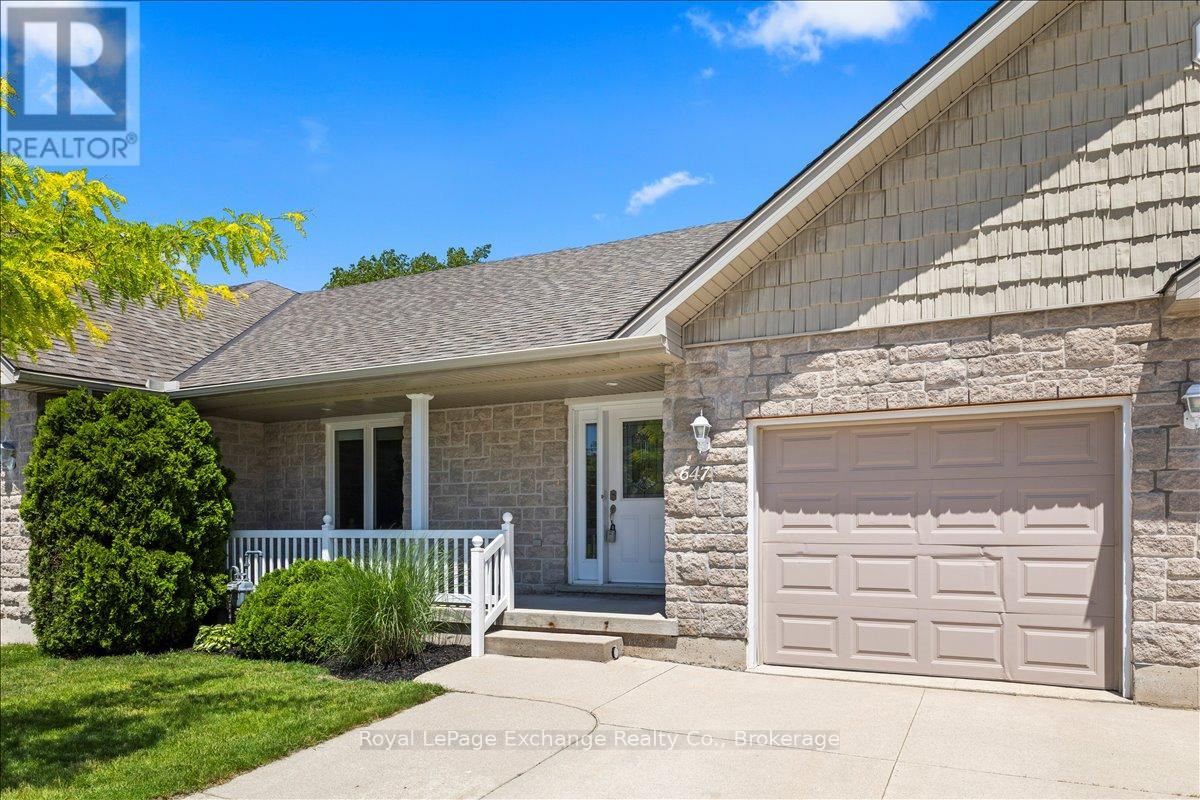 647 Pipers Court, Kincardine, Ontario  N2Z 0A1 - Photo 2 - X13459860