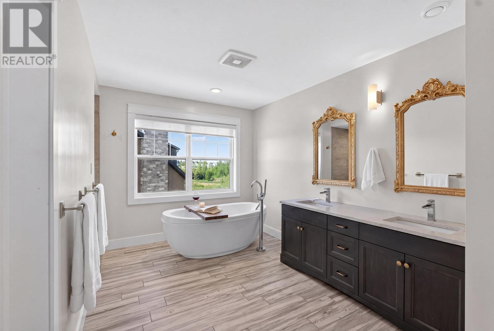 347 Sunrise Cove, Cornwall, Prince Edward Island  C0A 1H8 - Photo 34 - 202614401