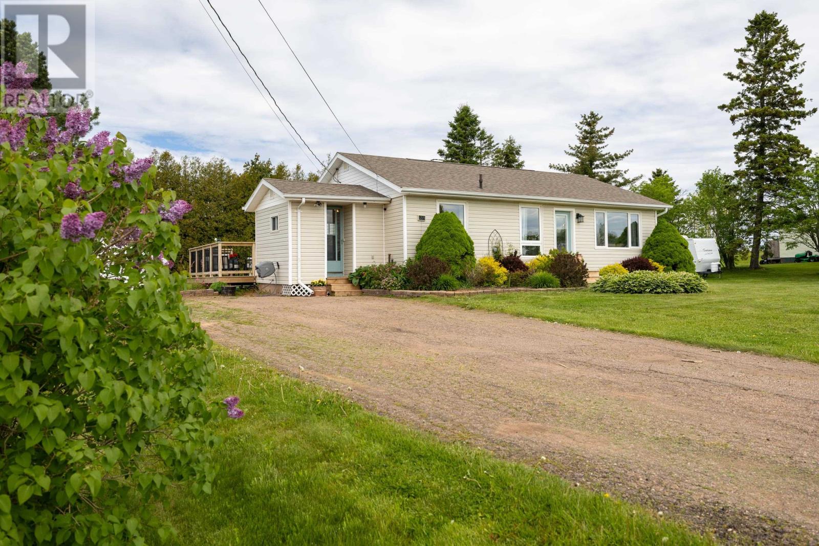 689 Clyde River Road, Clyde River, Prince Edward Island  C0A 1H1 - Photo 4 - 202614745