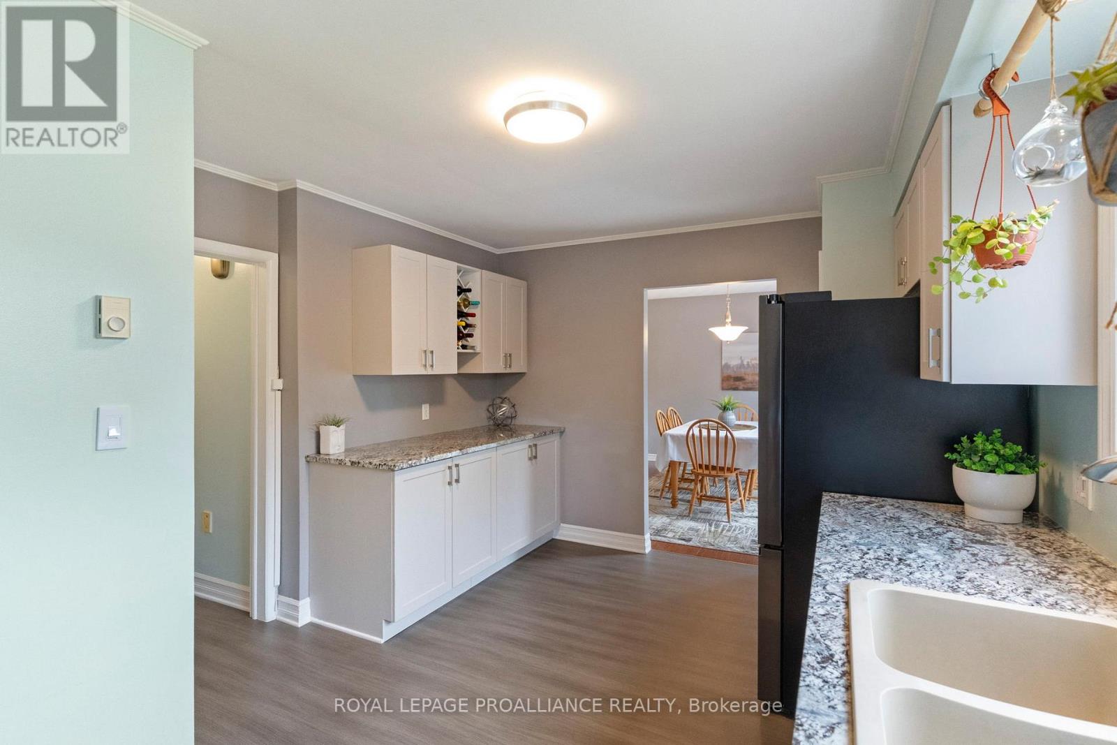 23 Stanley Crescent, Brockville, Ontario  K6V 2S9 - Photo 17 - X13459824