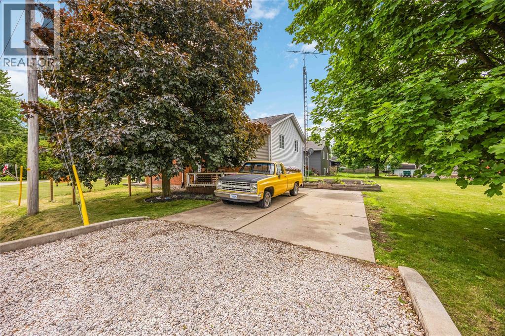 201 Eureka Street, Petrolia, Ontario  N0N 1R0 - Photo 33 - 26014067