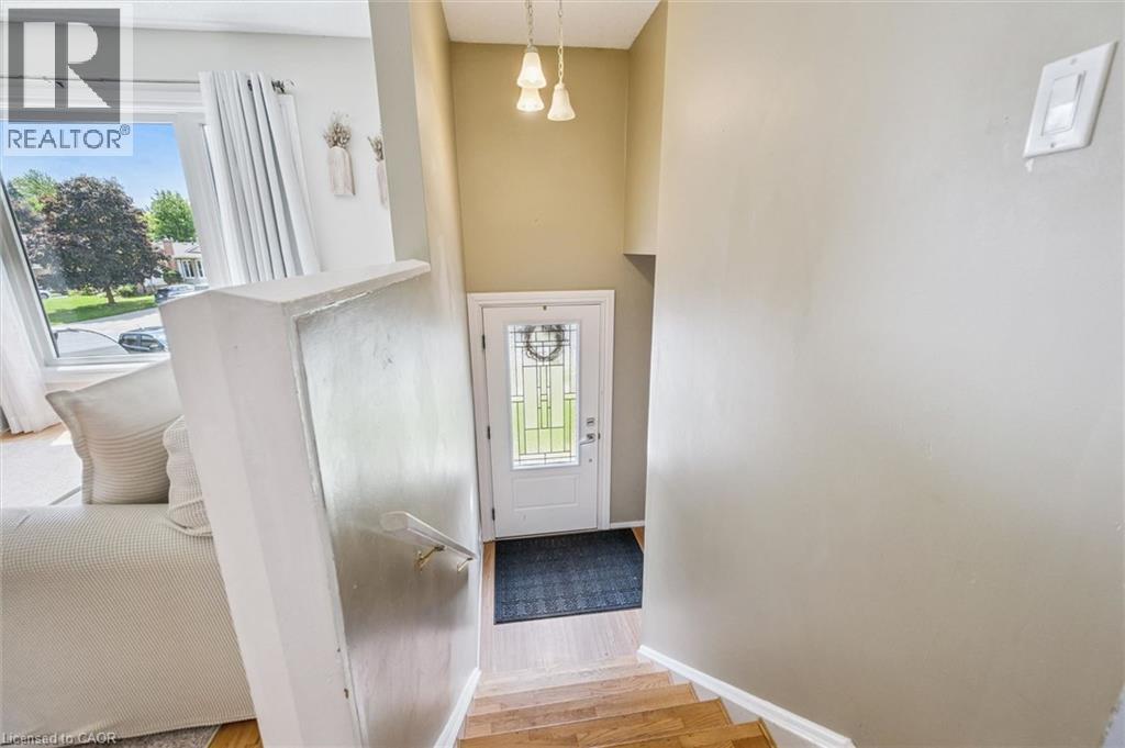 24 Byton Lane, Cambridge, Ontario  N1S 4L9 - Photo 6 - 40837831