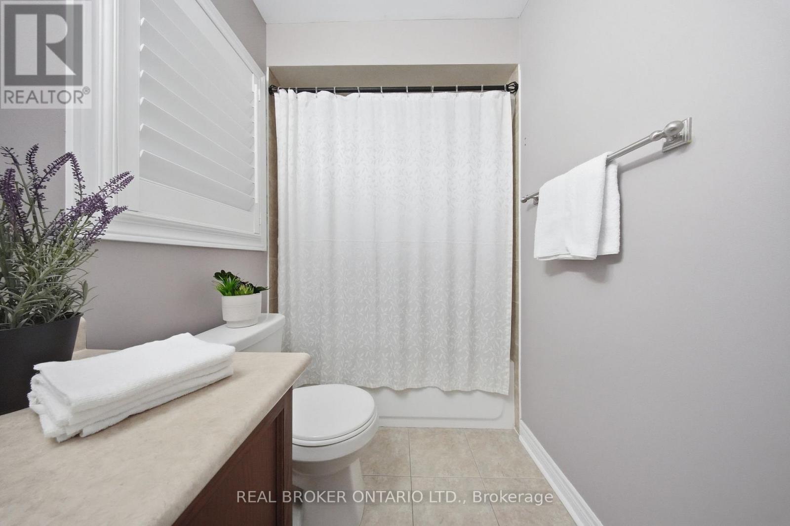 27 Harvest Hills Boulevard, East Gwillimbury, Ontario  L9N 0A6 - Photo 30 - N13455352