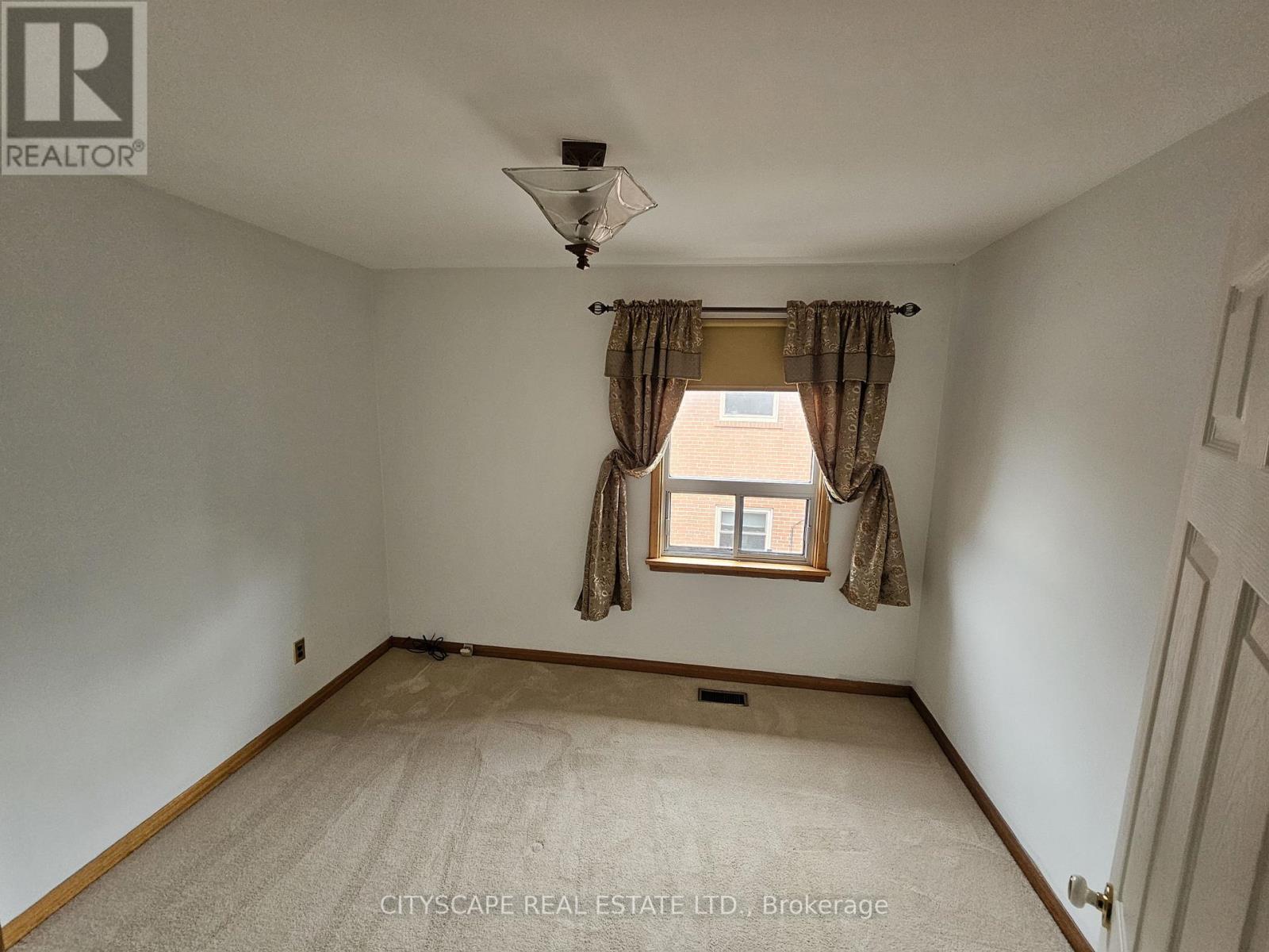 49 Algoma Street, Toronto, Ontario  M8Y 1C4 - Photo 20 - W12933898