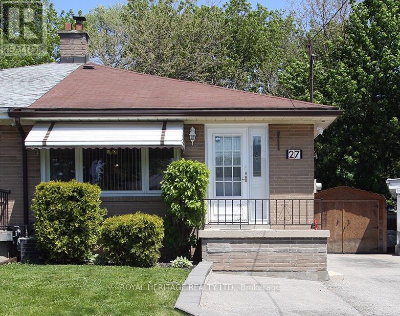 27 Medway Crescent, Toronto, Ontario  M1P 3T7 - Photo 2 - E13220178