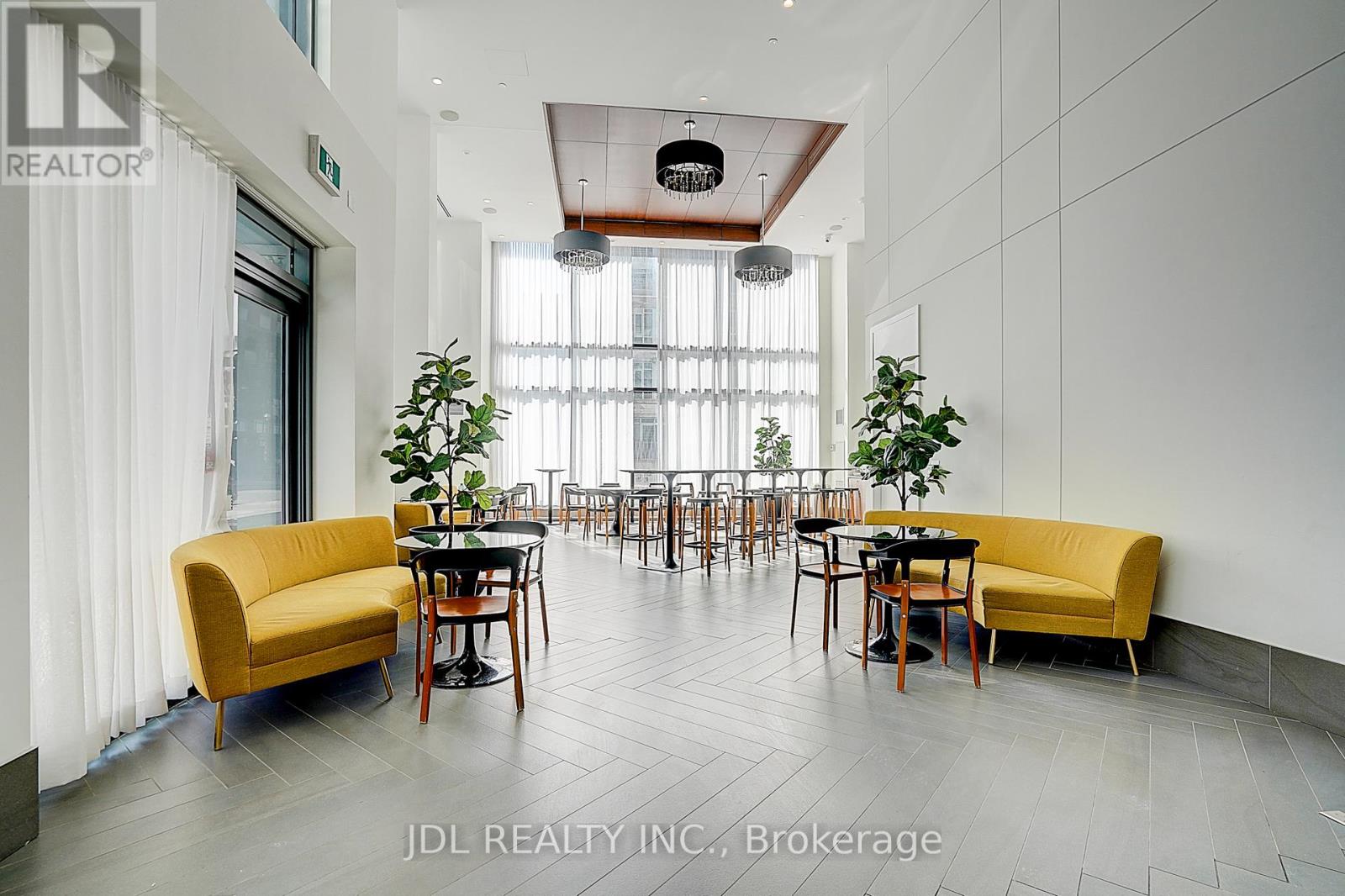1610 - 38 Iannuzzi Street, Toronto, Ontario  M5V 0S2 - Photo 4 - C13459784