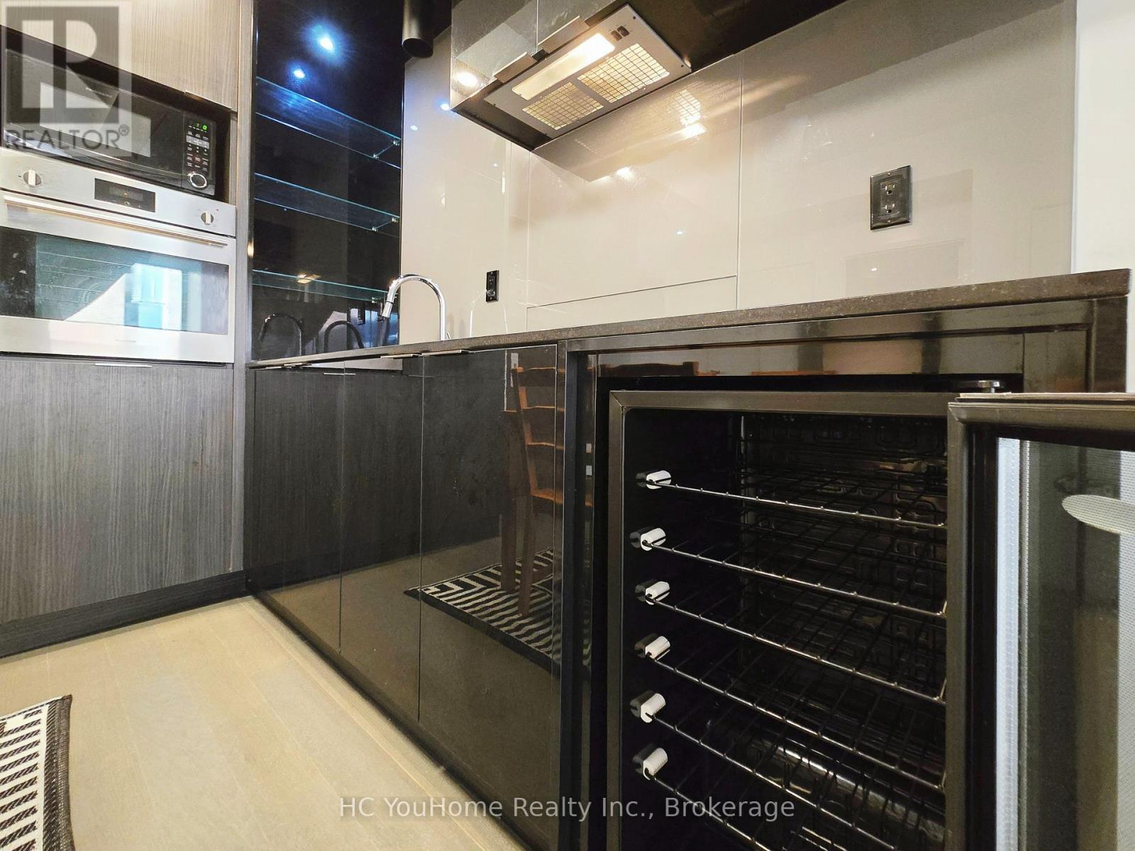 510 - 70 Temperance Street, Toronto, Ontario  M5H 0B1 - Photo 13 - C13459796