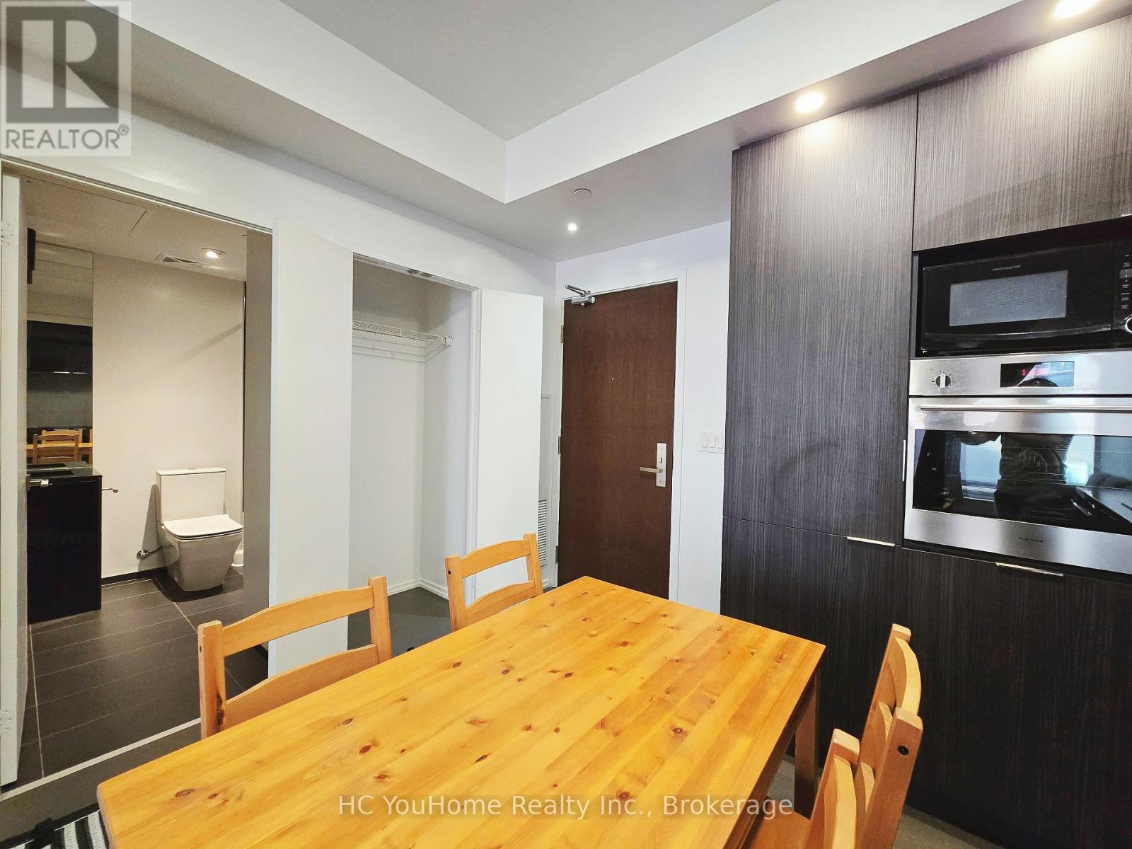 510 - 70 Temperance Street, Toronto, Ontario  M5H 0B1 - Photo 9 - C13459796
