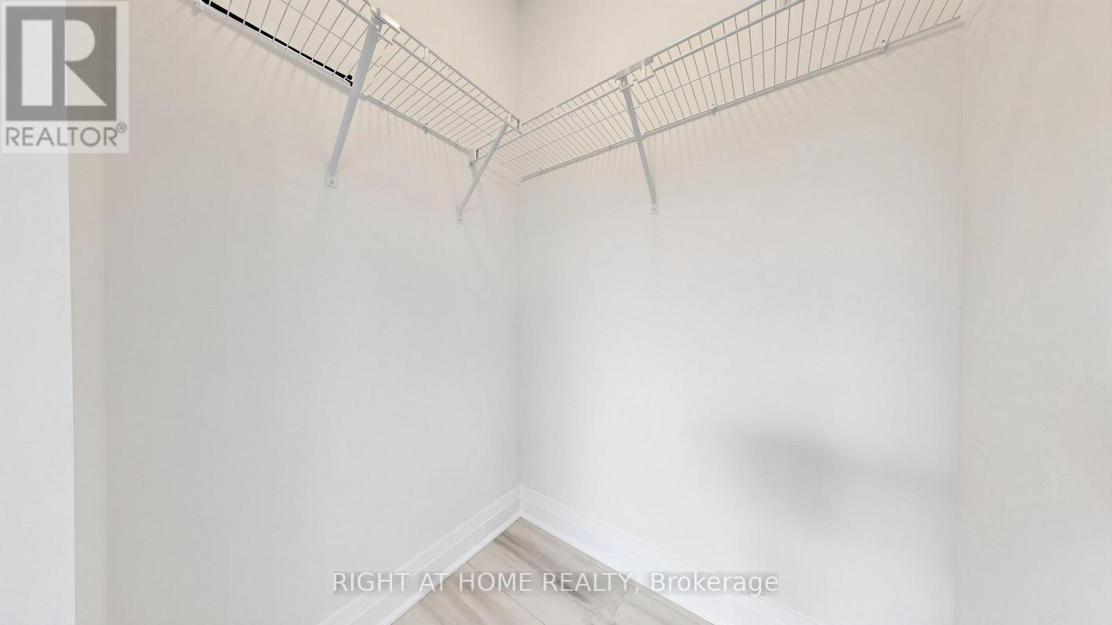 3209 Chimney Swift Crescent, Pickering, Ontario  L1X 0N4 - Photo 19 - E13459808
