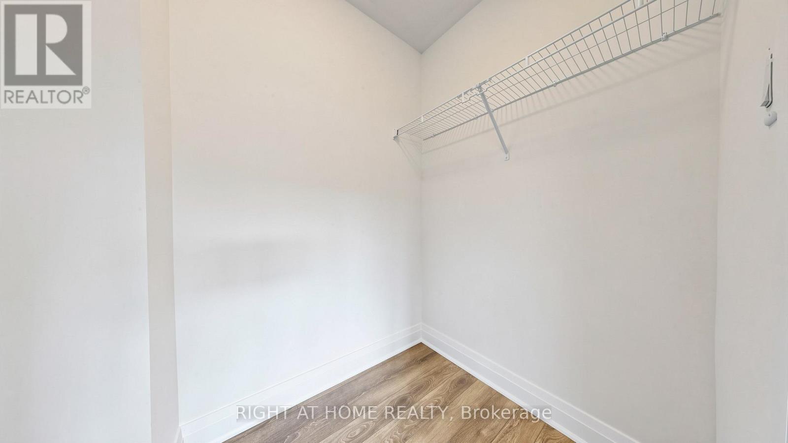 3209 Chimney Swift Crescent, Pickering, Ontario  L1X 0N4 - Photo 35 - E13459808