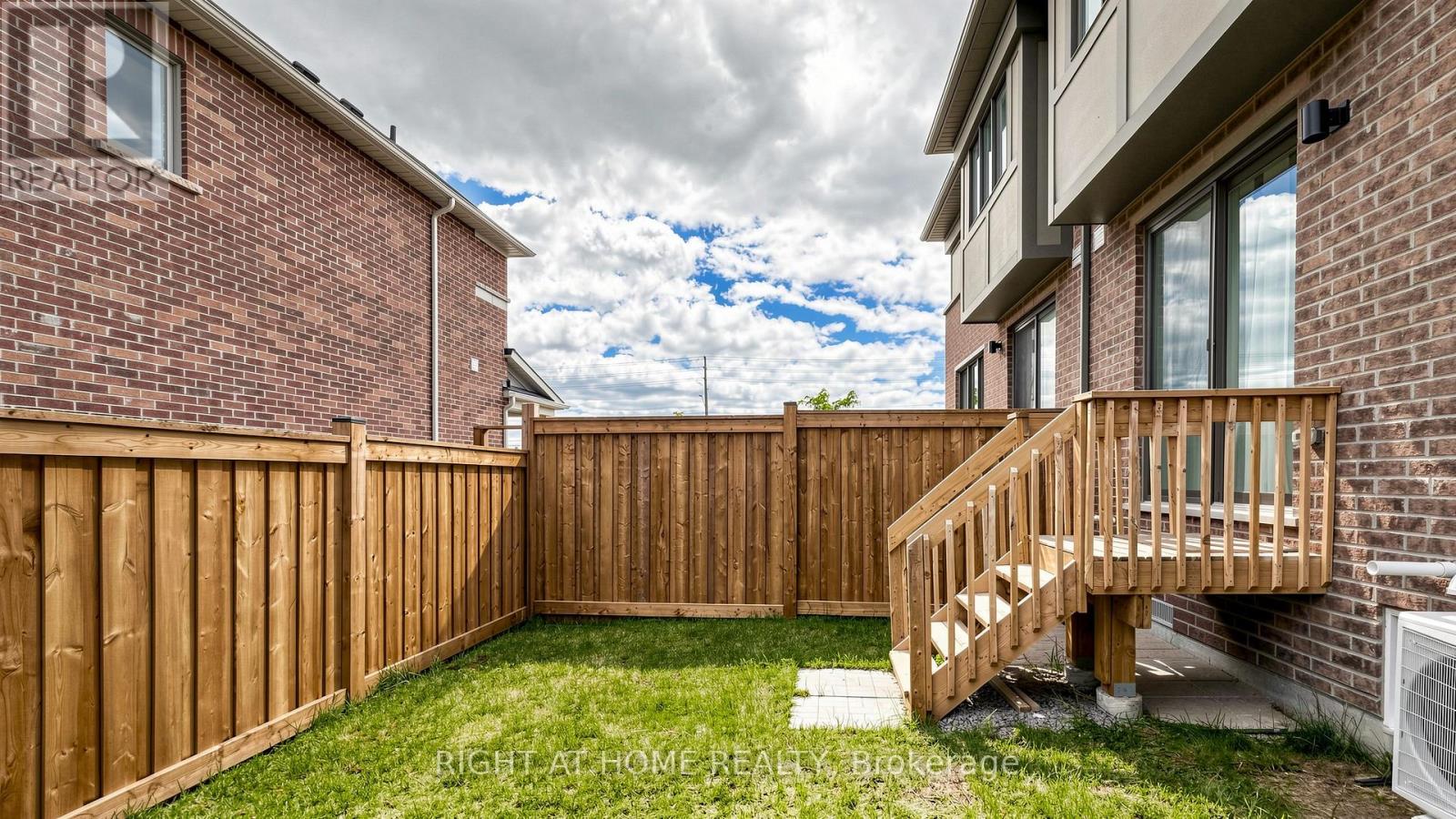 3209 Chimney Swift Crescent, Pickering, Ontario  L1X 0N4 - Photo 44 - E13459808