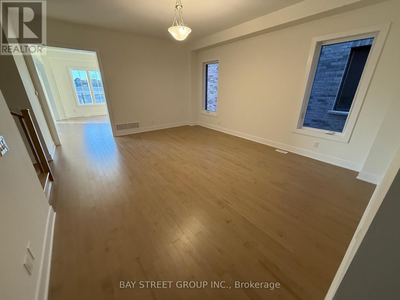 34 Nanhai Avenue, Markham, Ontario L6C 3N1 - Photo 6 - N13459792