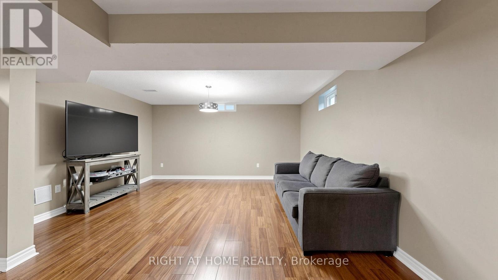 6 Compton Crescent, Bradford West Gwillimbury, Ontario  L3Z 2X5 - Photo 30 - N13425598