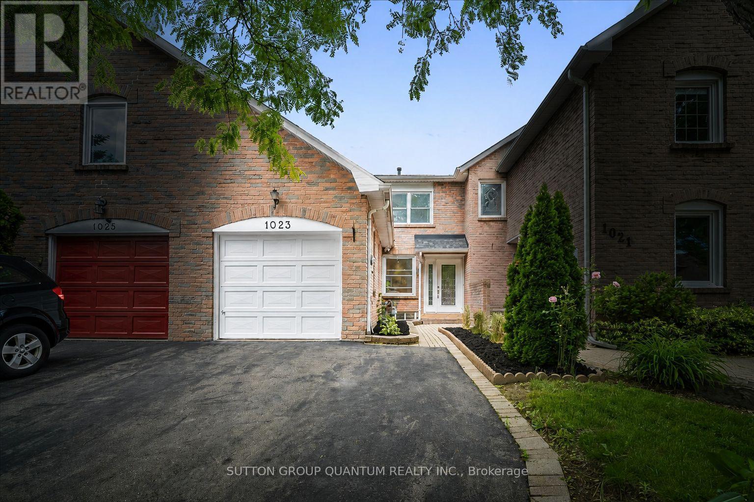 1023 RUNNYMEAD CRESCENT, Oakville, Ontario