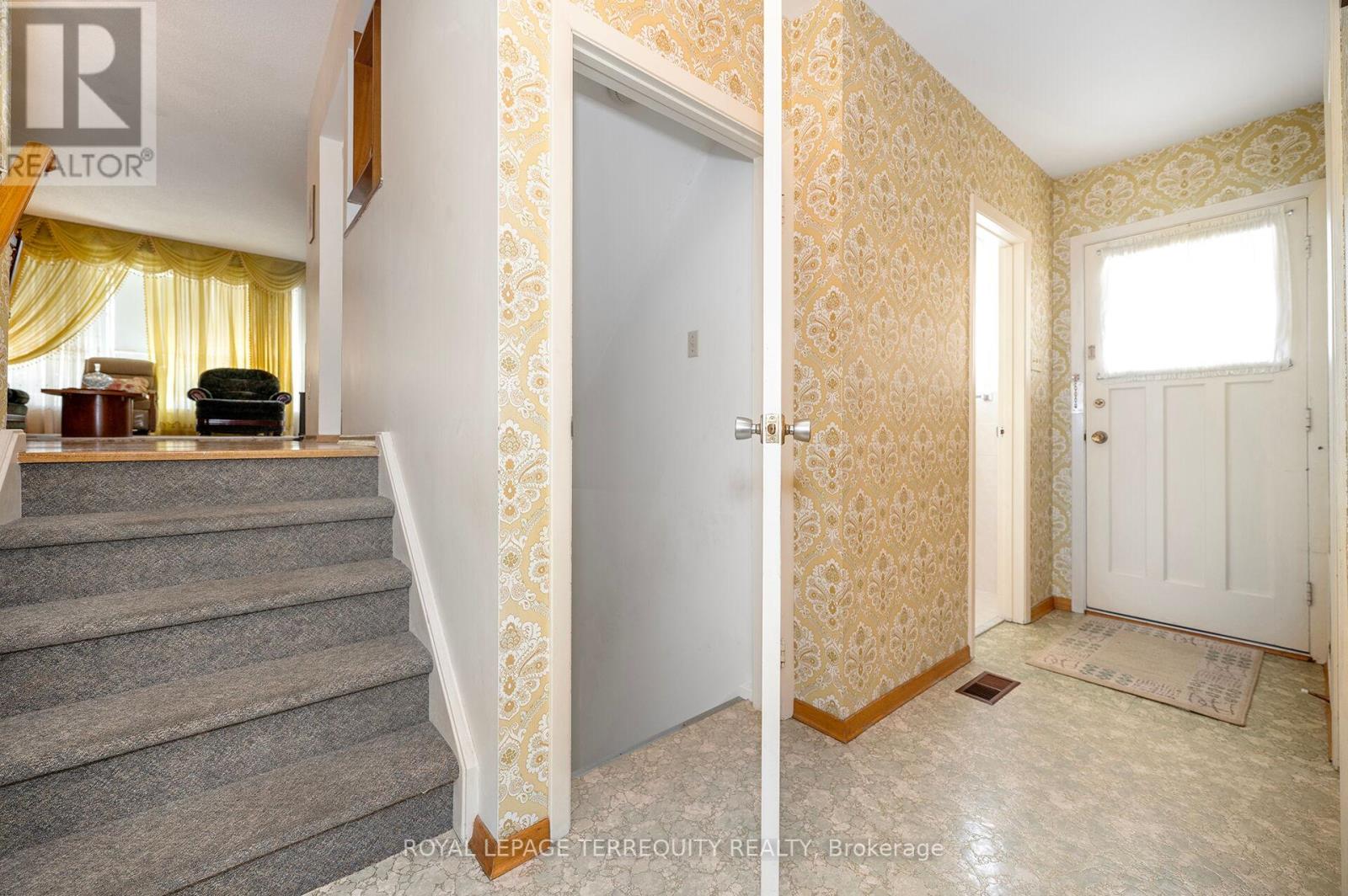 115 Topcliff Avenue, Toronto, Ontario  M3N 1L6 - Photo 16 - W13459902
