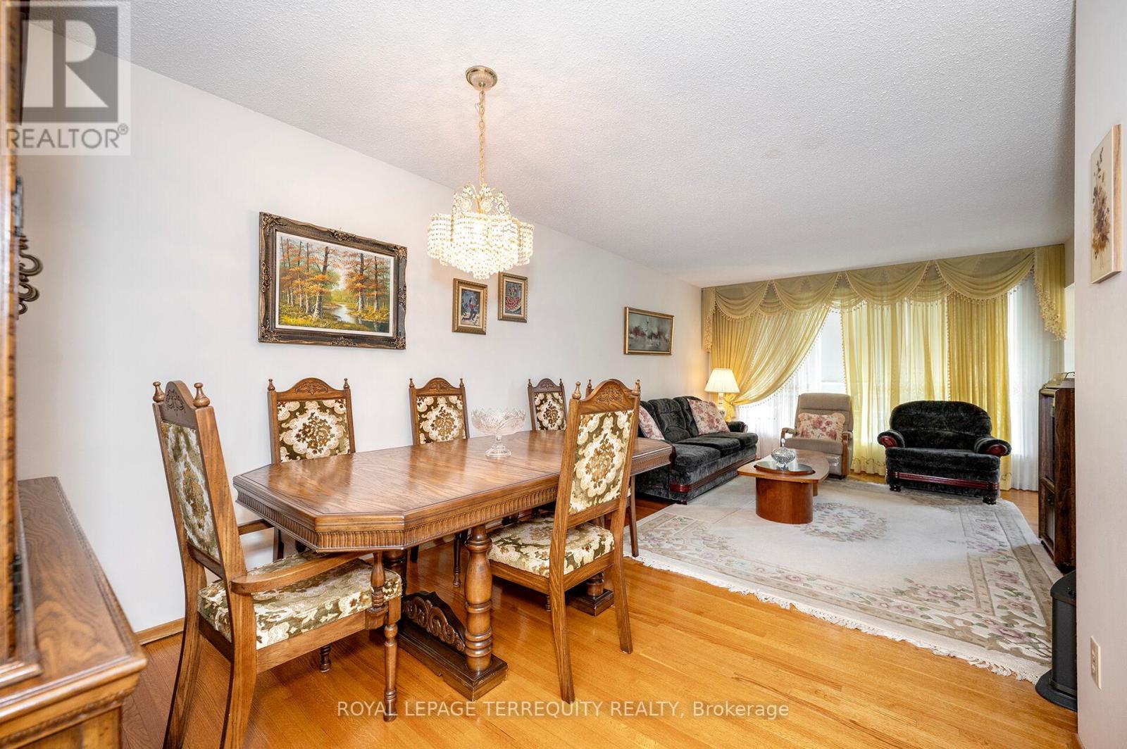 115 Topcliff Avenue, Toronto, Ontario  M3N 1L6 - Photo 6 - W13459902