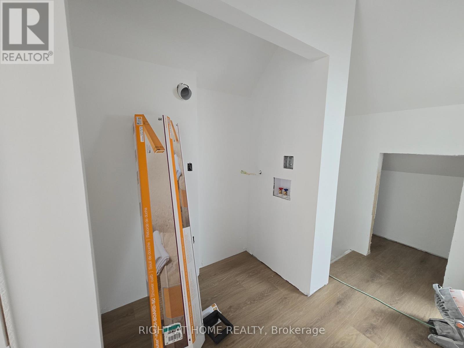 Garden Suite - 1103 Dufferin Street, Toronto, Ontario  M6H 4B5 - Photo 11 - W13459904