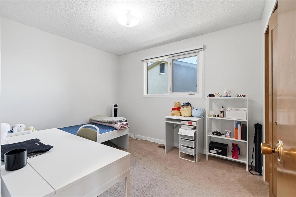 899 Beaverhill Boulevard, Winnipeg, Manitoba  R2J 3B5 - Photo 16 - 202614235
