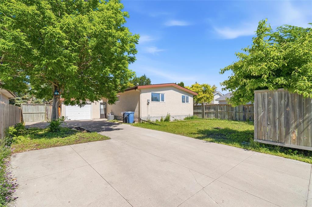899 Beaverhill Boulevard, Winnipeg, Manitoba  R2J 3B5 - Photo 36 - 202614235