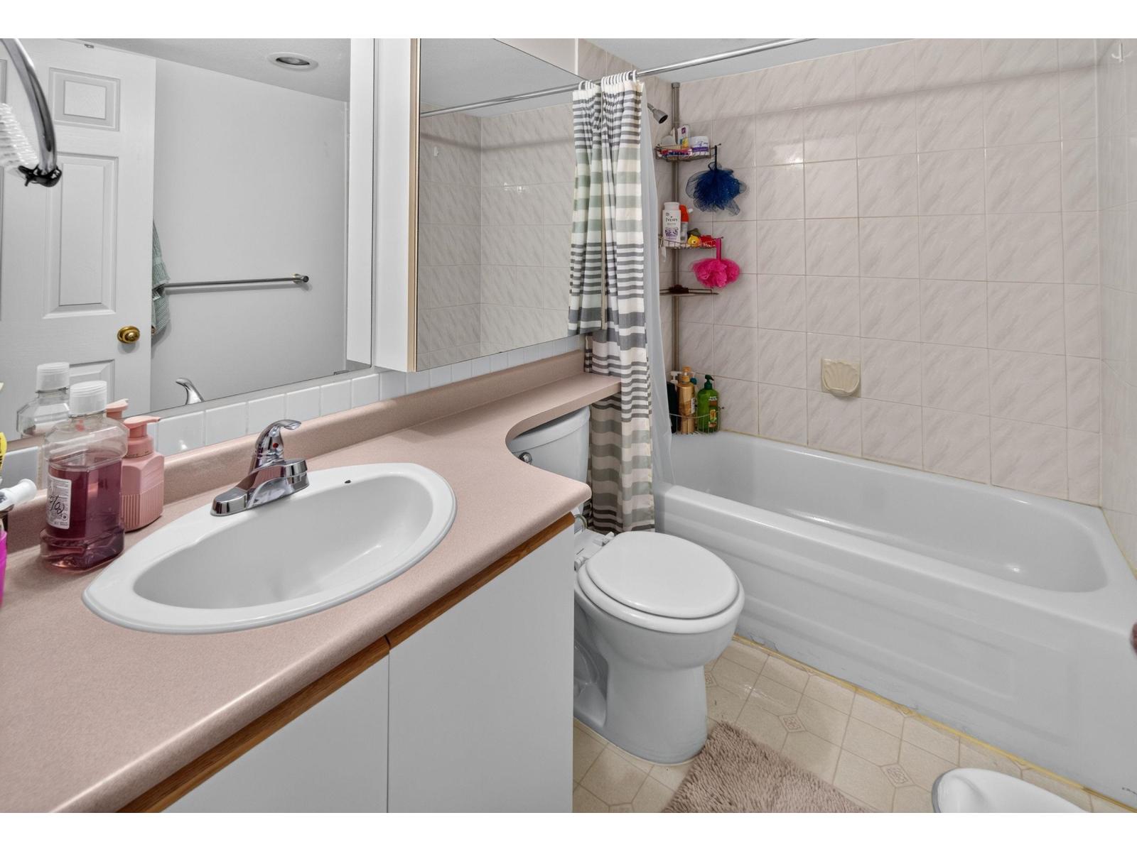 205 6440 197 Street, Langley, British Columbia  V2Y 1H9 - Photo 20 - R3137392