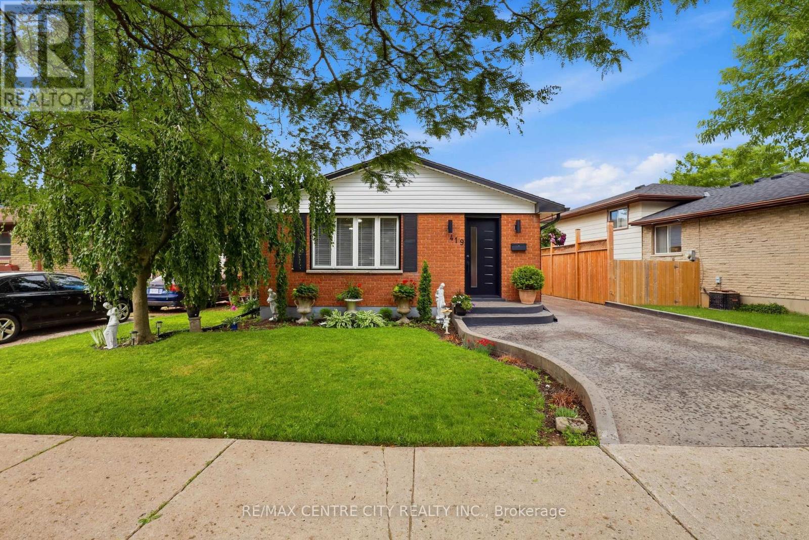419 FERNDALE AVENUE, London South, Ontario