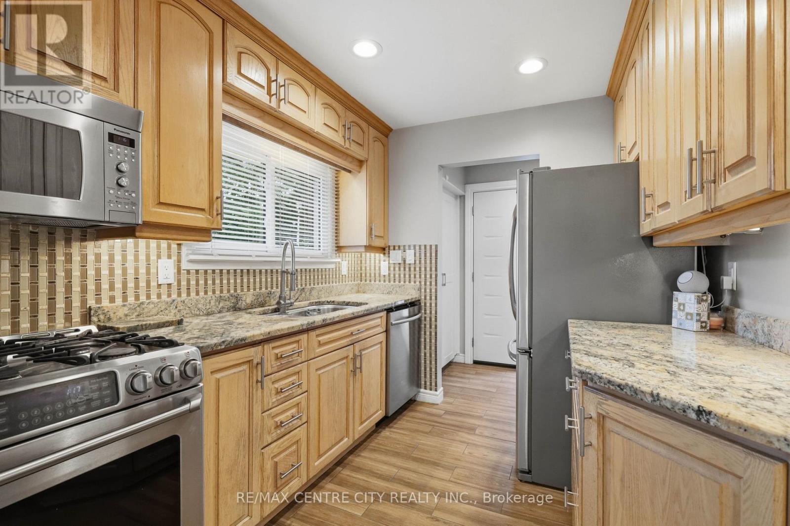 419 Ferndale Avenue, London South, Ontario  N6C 2Y9 - Photo 21 - X13459908