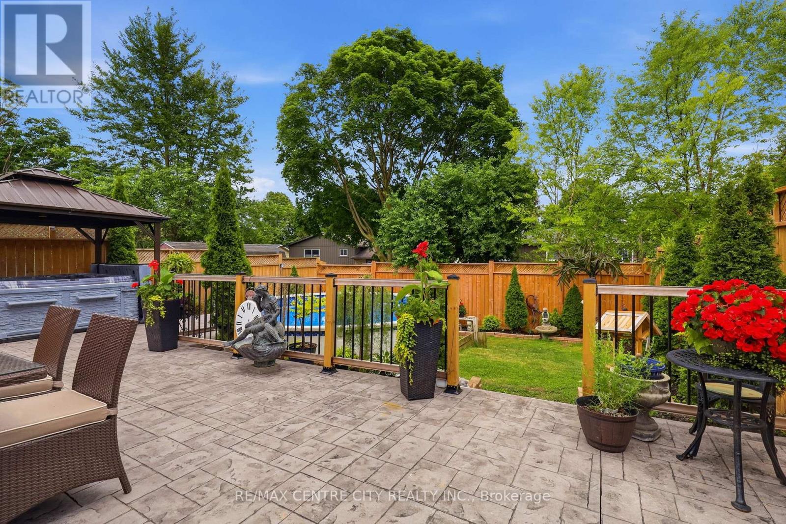 419 Ferndale Avenue, London South, Ontario  N6C 2Y9 - Photo 6 - X13459908