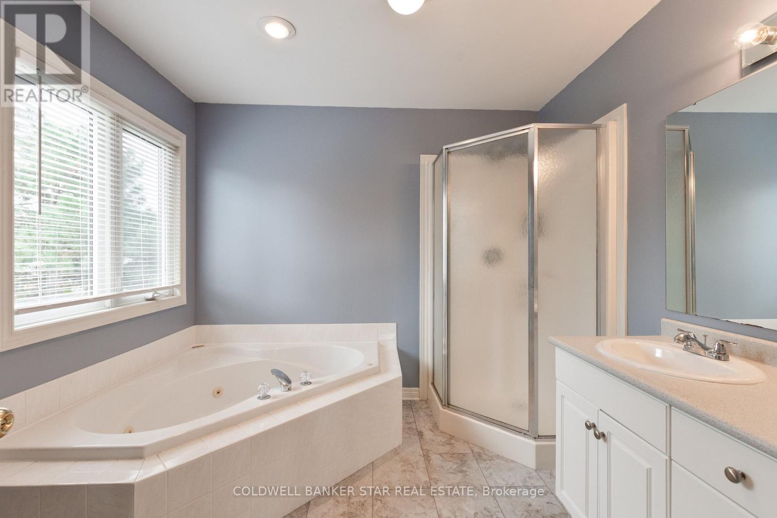 17 Windemere Place, St. Thomas, Ontario  N5R 6H3 - Photo 35 - X13459970