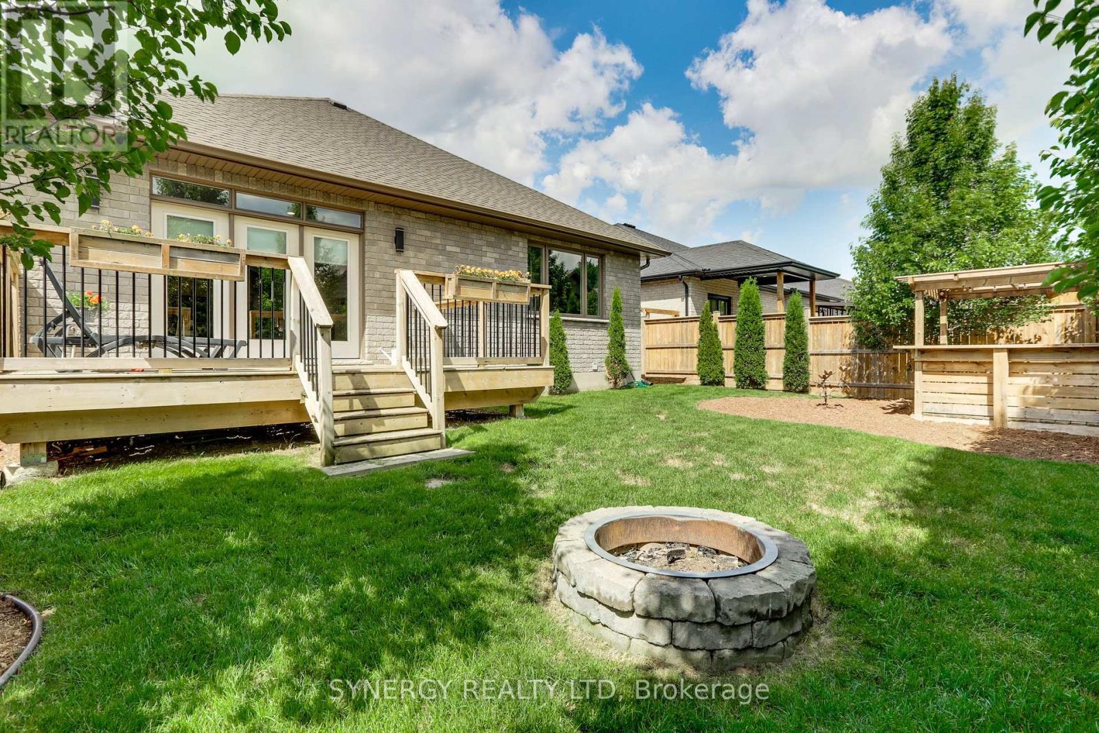 149 Collins Way, Strathroy-Caradoc, Ontario  N7G 0G2 - Photo 43 - X13459990
