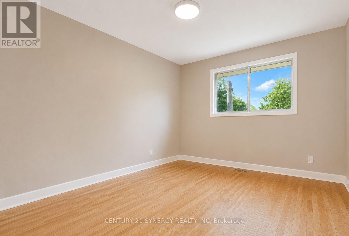 1308 Erindale Drive, Ottawa, Ontario  K2C 2G4 - Photo 14 - X13459982