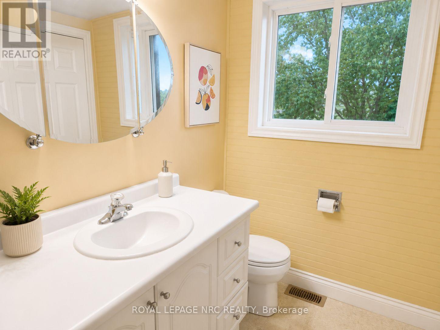 259 Wellington Street, Port Colborne, Ontario  L3K 2K4 - Photo 11 - X13459968